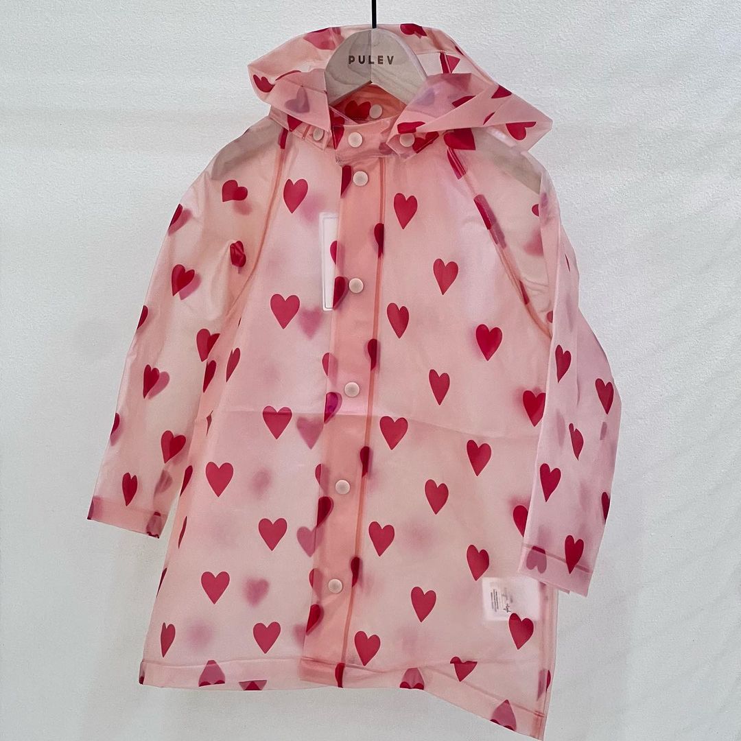 Easy-Wear Kids Waterproof Poncho for Rainy Adventures