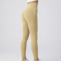 Comfort Fit Seamless Yoga Leggings That Shape and Support