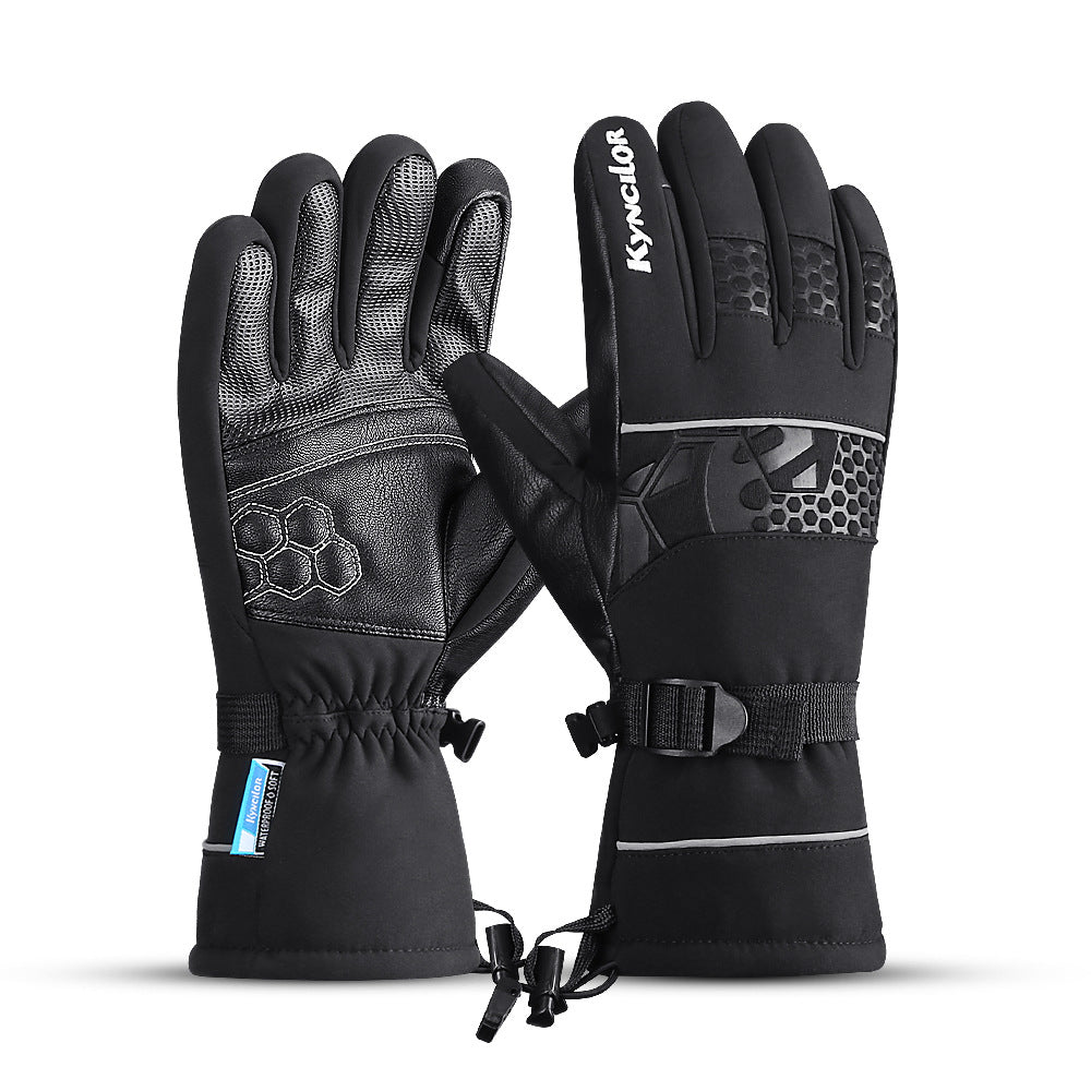 Winter Gloves That Keep Your hands Warm and Connected
